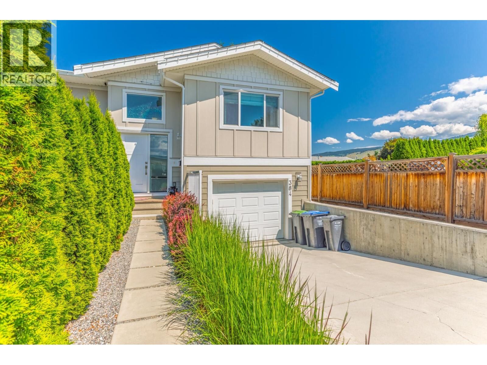 Photo de la propriété:  384 Hardie Road  BC V1X 2H2 