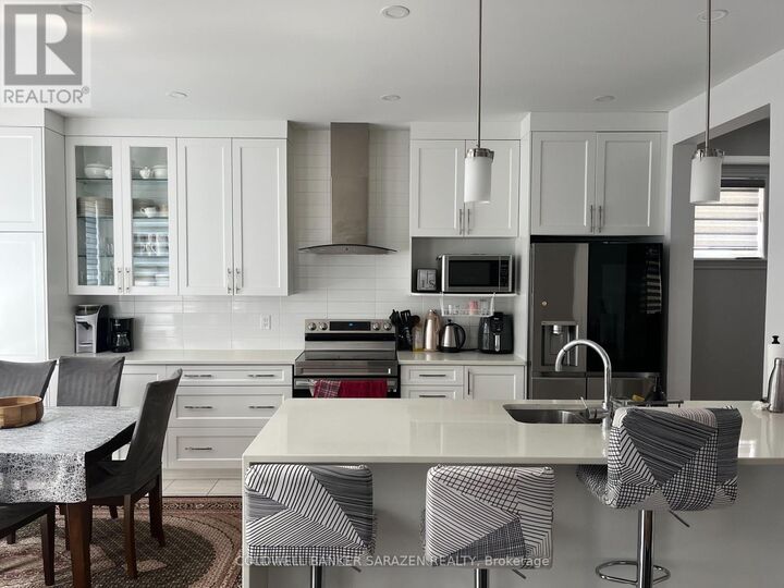 Property Photo:  248 Dagenham Street West  ON K2S 2X7 