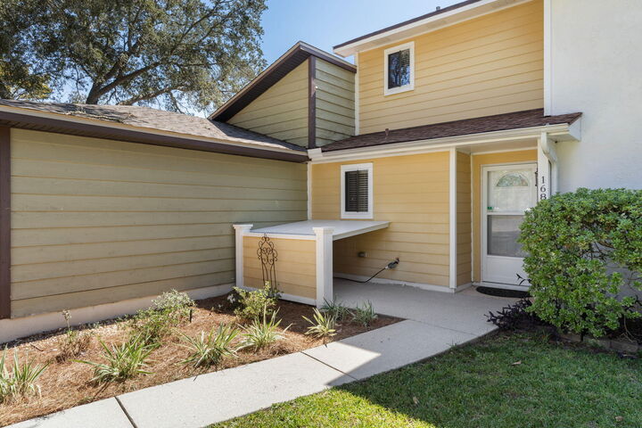 Property Photo: 168 Bayou Drive FL 32541
