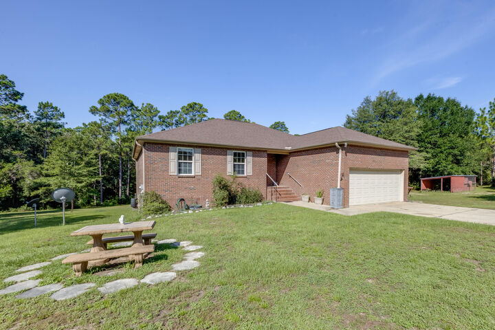 Property Photo: 4555 Wolf Track Ridge 6 Ac FL 32539