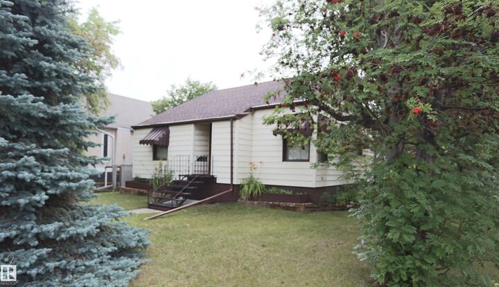 Property Photo: 11503 102 Street NW AB T5G 2E8