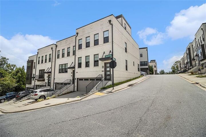 886 Stone Crest Road NE  Atlanta GA 30324 photo