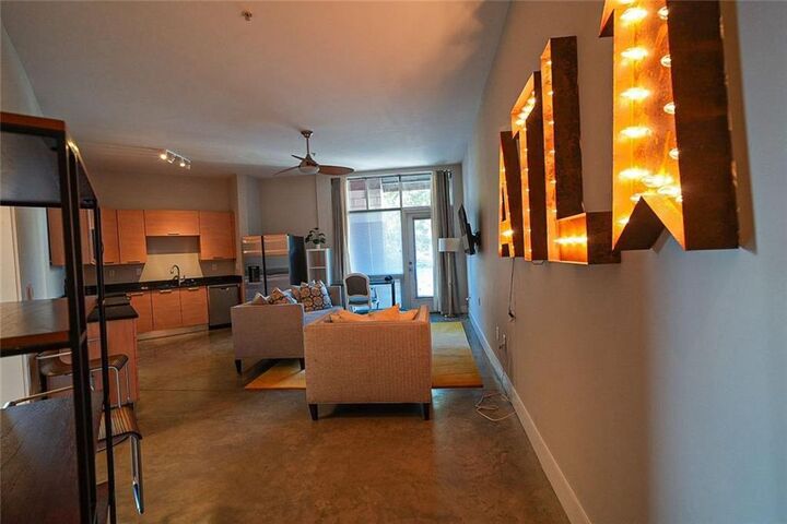 Property Photo: