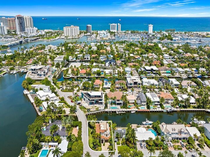 500 Flamingo Dr  Fort Lauderdale FL 33301 photo