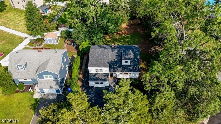 Property Photo:  316 Seneca Ave  NJ 08846 
