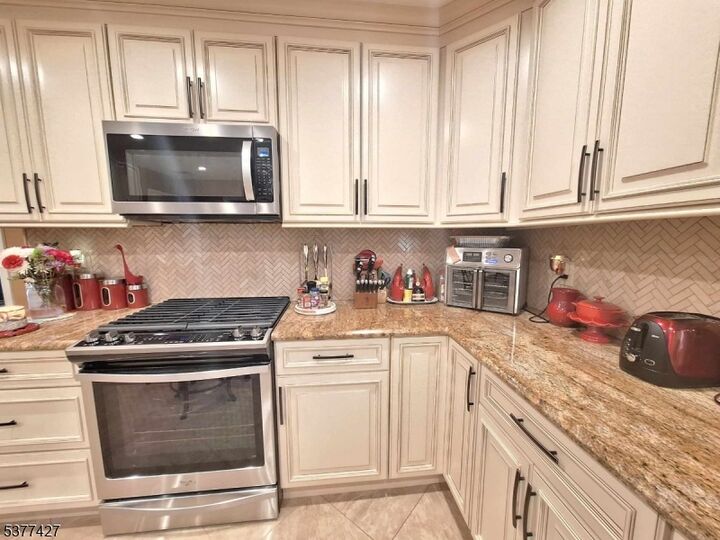 466 Brook Ave  Sayreville Boro NJ 08879 photo