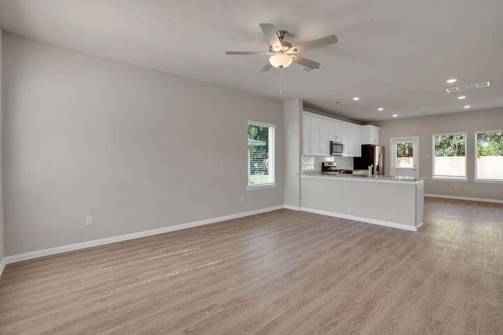 Property Photo:  112 S Rose St  TX 77591 