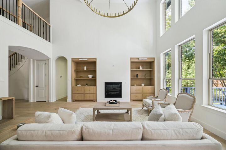 Property Photo: 103 Pickerel Point TX 77316