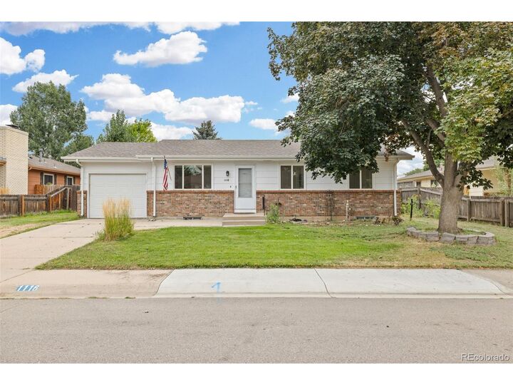 Property Photo: 1116 Cottonwood Dr CO 80550