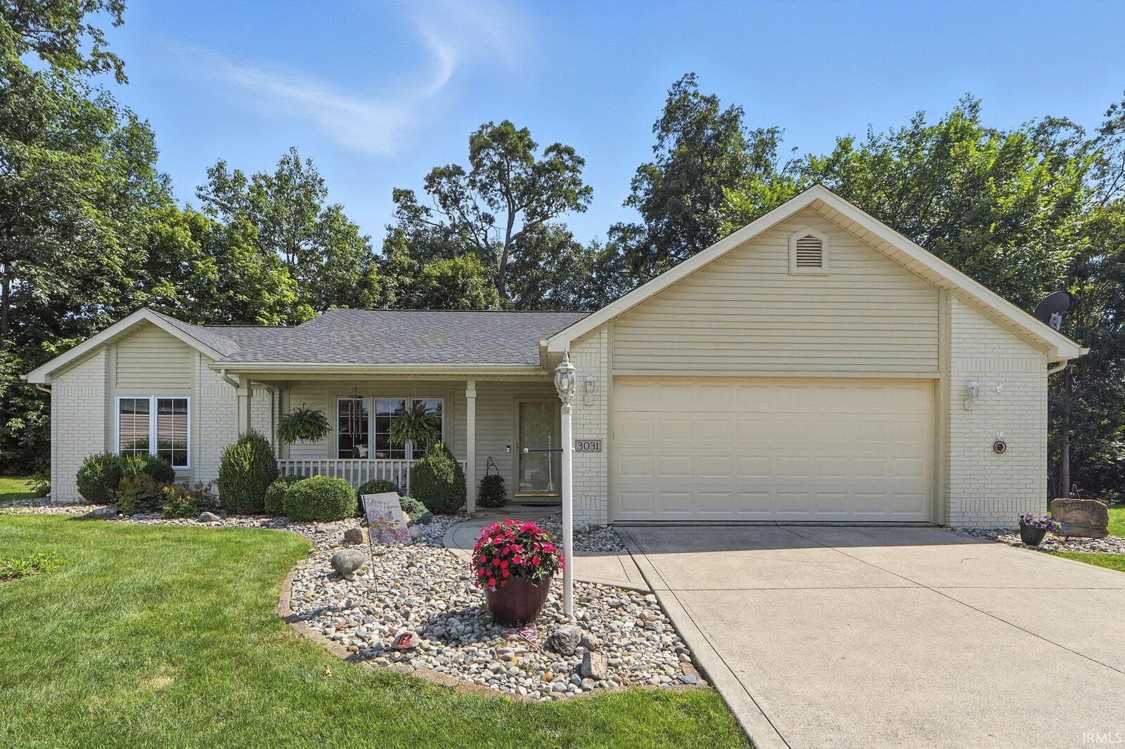 Property Photo: 3031 Hedgerow Pass IN 46804