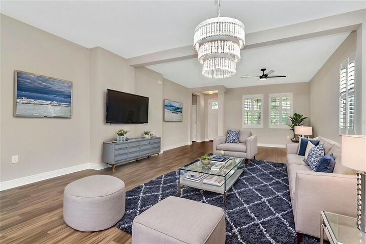 Property Photo: 209 W Hamilton Avenue FL 33604