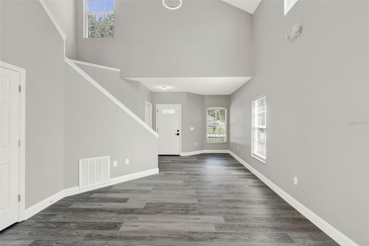 Property Photo: 437 Sonja Circle FL 33897
