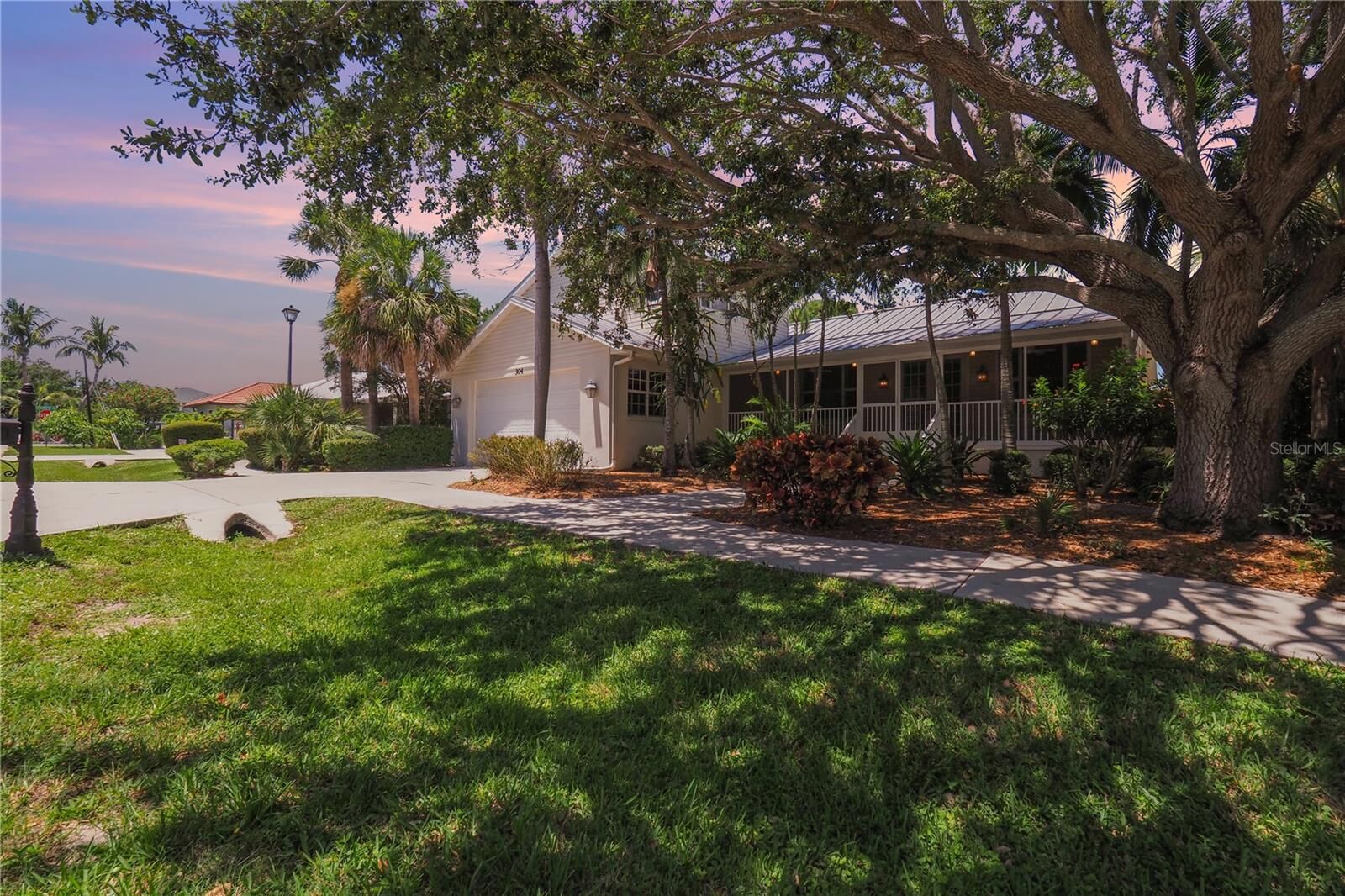 Property Photo:  304 Tortuga Drive  FL 34275 