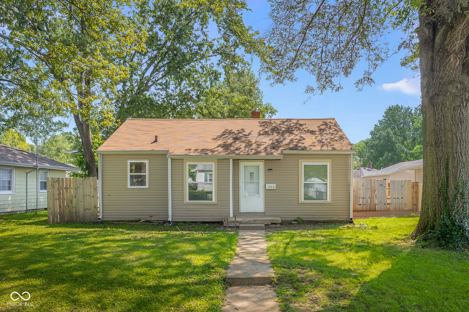 Property Photo: 1313 Pennsylvania Street IN 47201