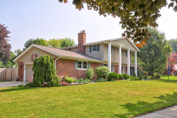 Property Photo:  2 Craemer Court  MI 48734 