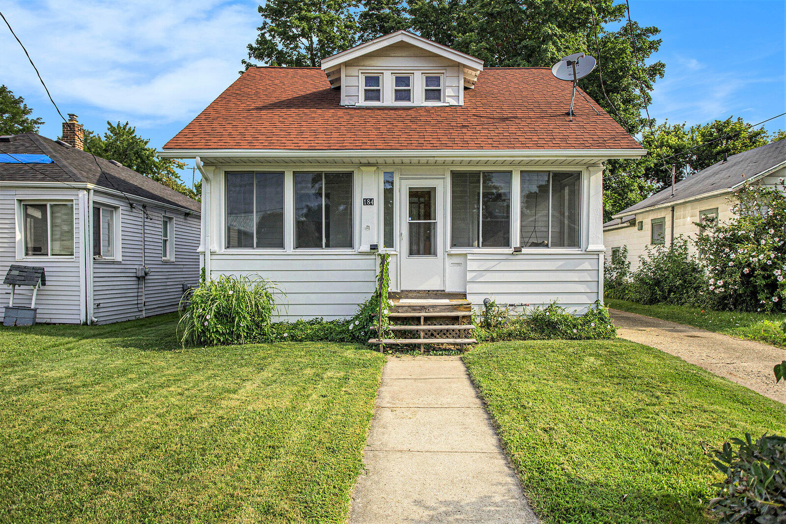 Property Photo:  184 W Territorial Road  MI 49015 