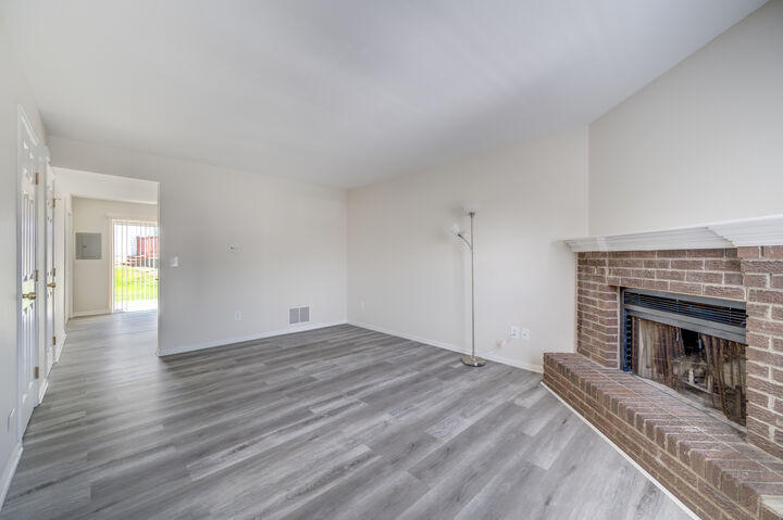 Property Photo:  1716 N Marywood Avenue  IL 60505 
