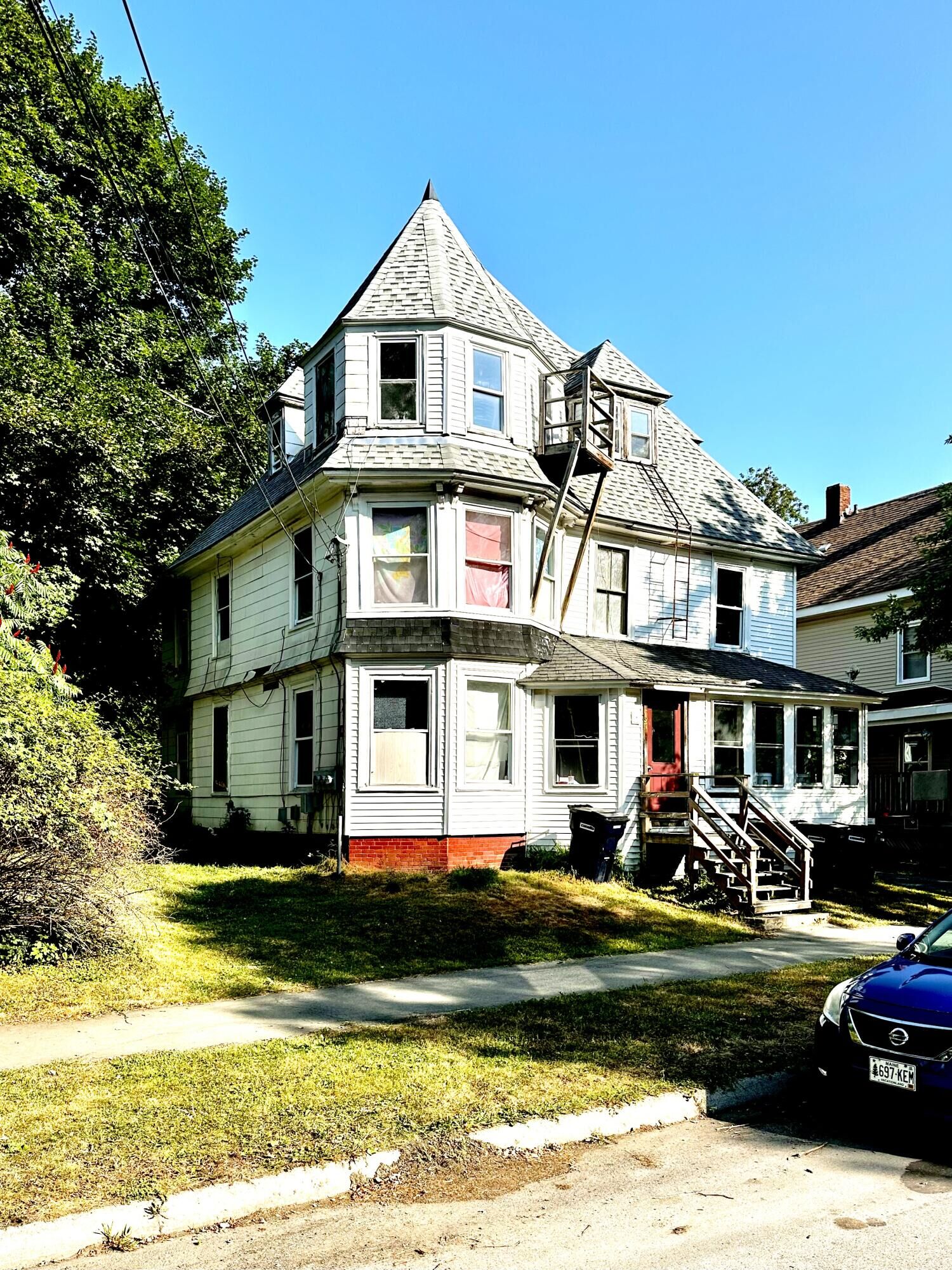 Property Photo:  97 Second Street  ME 04401 