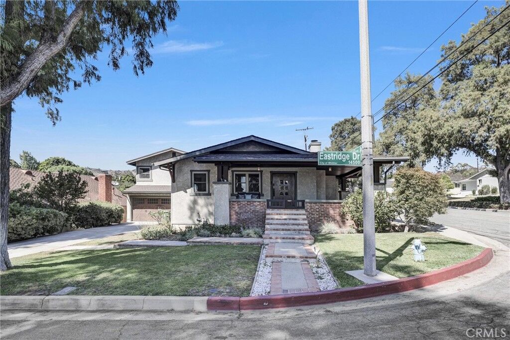 Property Photo:  8123 Ocean View Avenue  CA 90602 