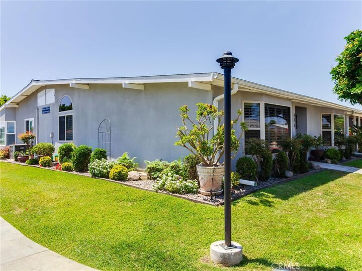 Property Photo:  1582 Golden Rain Rd 43-L  CA 90740 