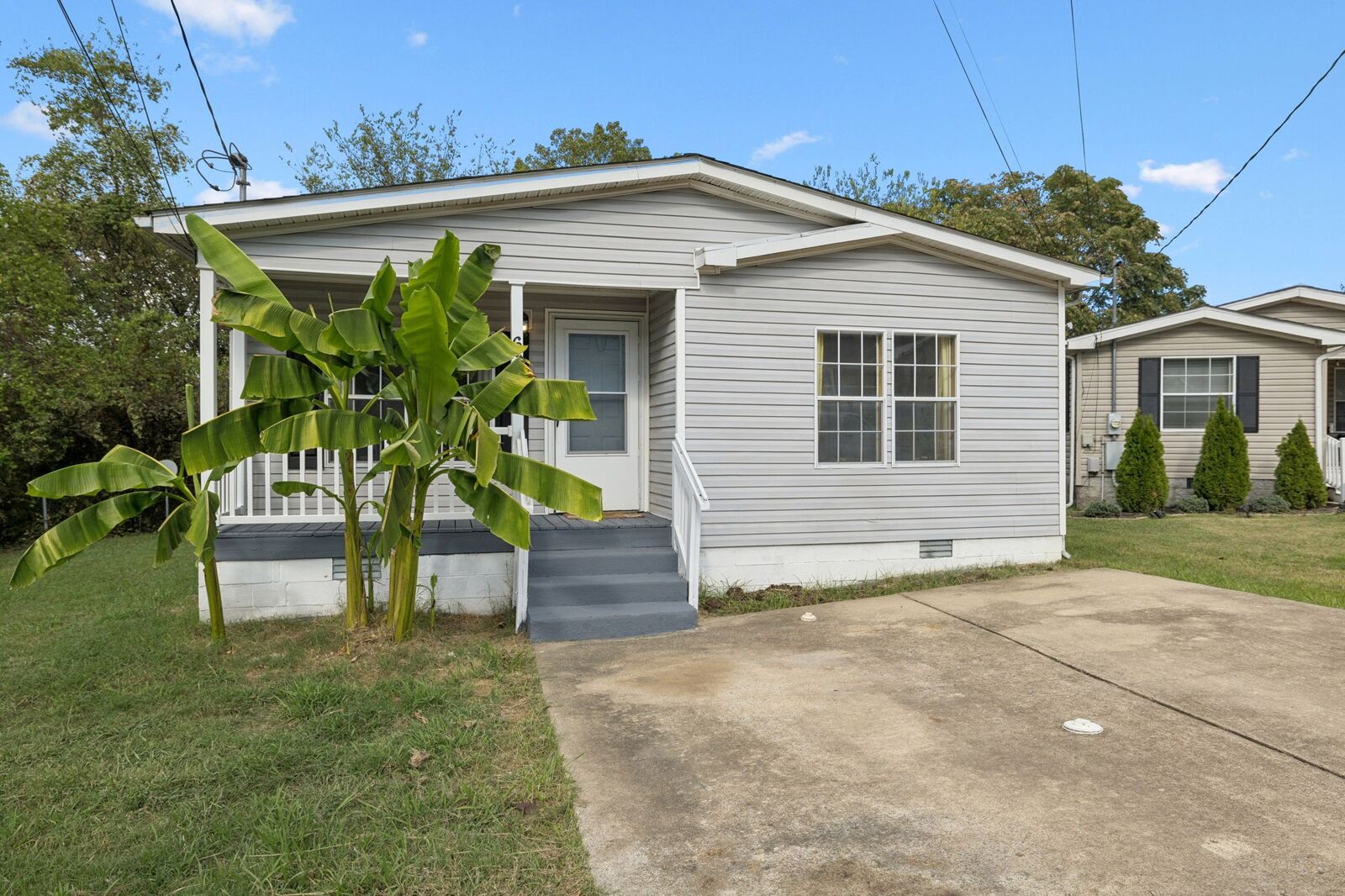 Property Photo: 616 Merrylodge Ct TN 37207