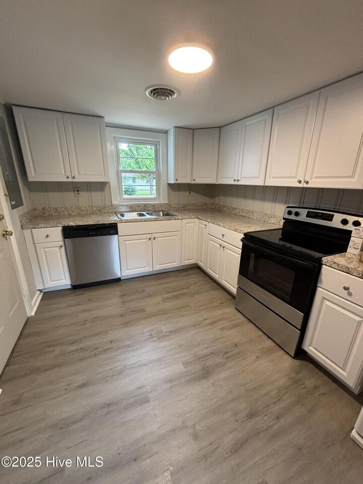 Property Photo:  109 Coopers Lane  NC 27909 