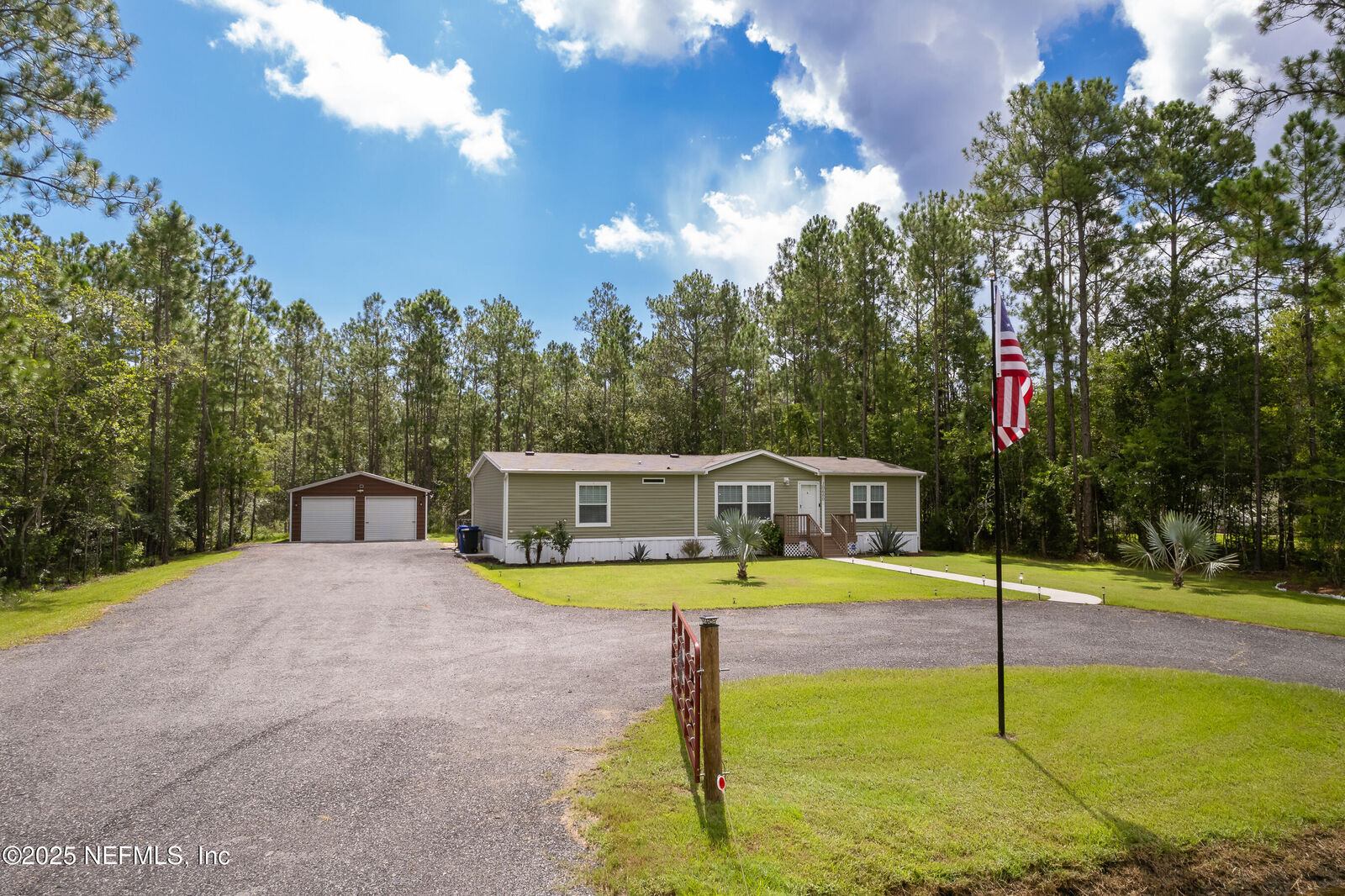 Property Photo:  10660 Baylor Avenue  FL 32145 