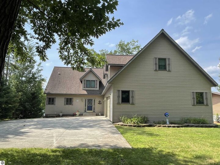 Property Photo: 5685 Shirley Ann Drive MI 48625