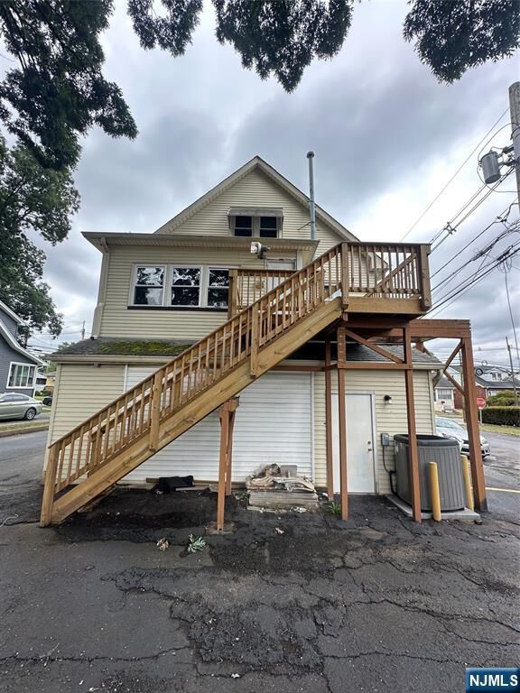 Property Photo:  213 Van Winkle Avenue  NJ 07506 