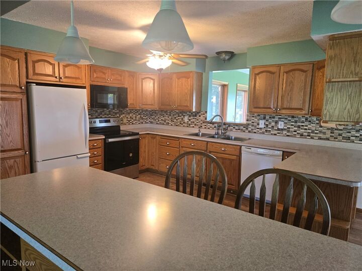 Property Photo:  20011 Gore Orphanage Road  OH 44090 