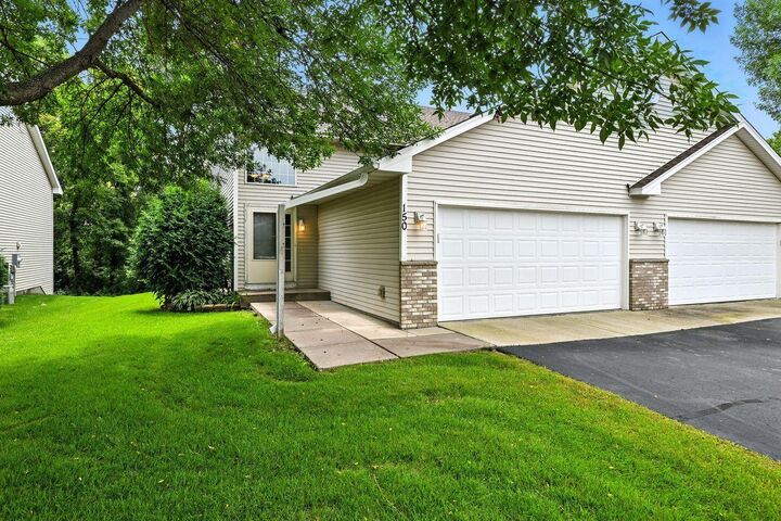 Property Photo:  150 Pheasant Ridge Drive  MN 55363 