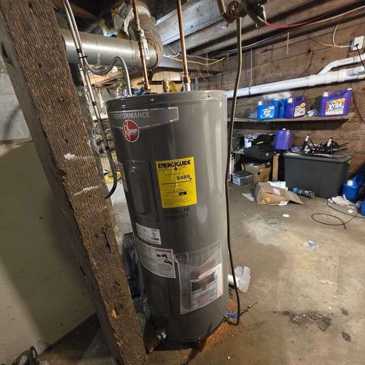 Property Photo: 3162-3164 High St MA 01069