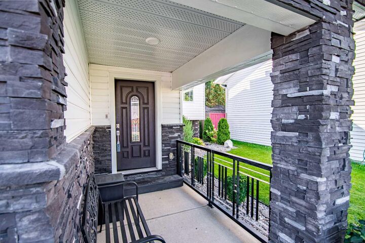 Property Photo:  93 Ellenwood Drive  AB T4R 2E1 