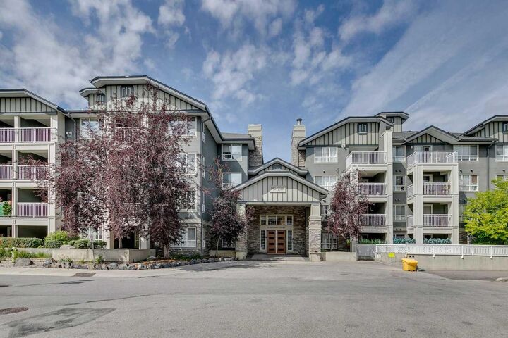 35 Richard Court SW 450  Calgary AB T3E 7N9 photo