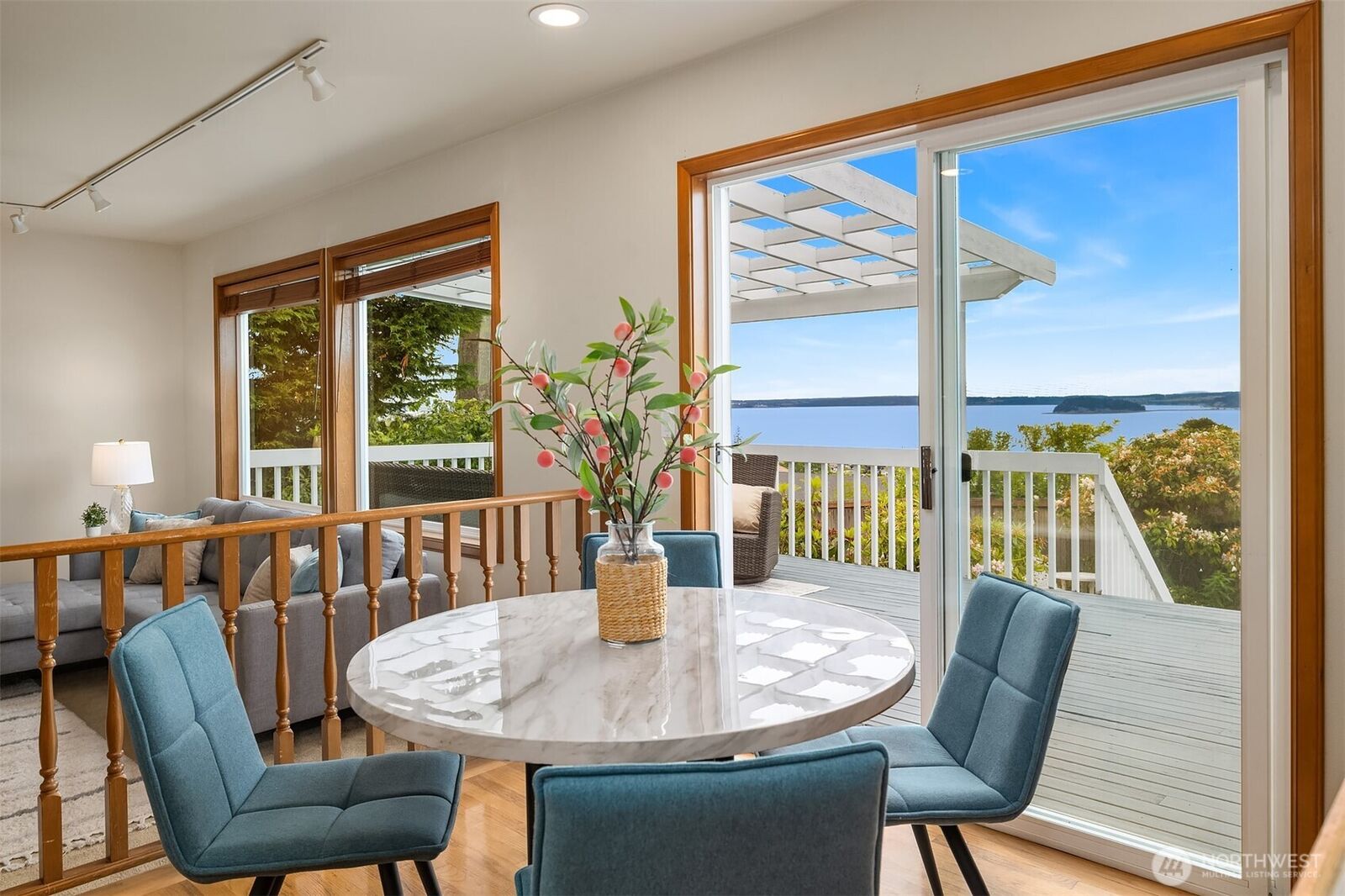 Property Photo: 1021 N Sunset Drive WA 98282