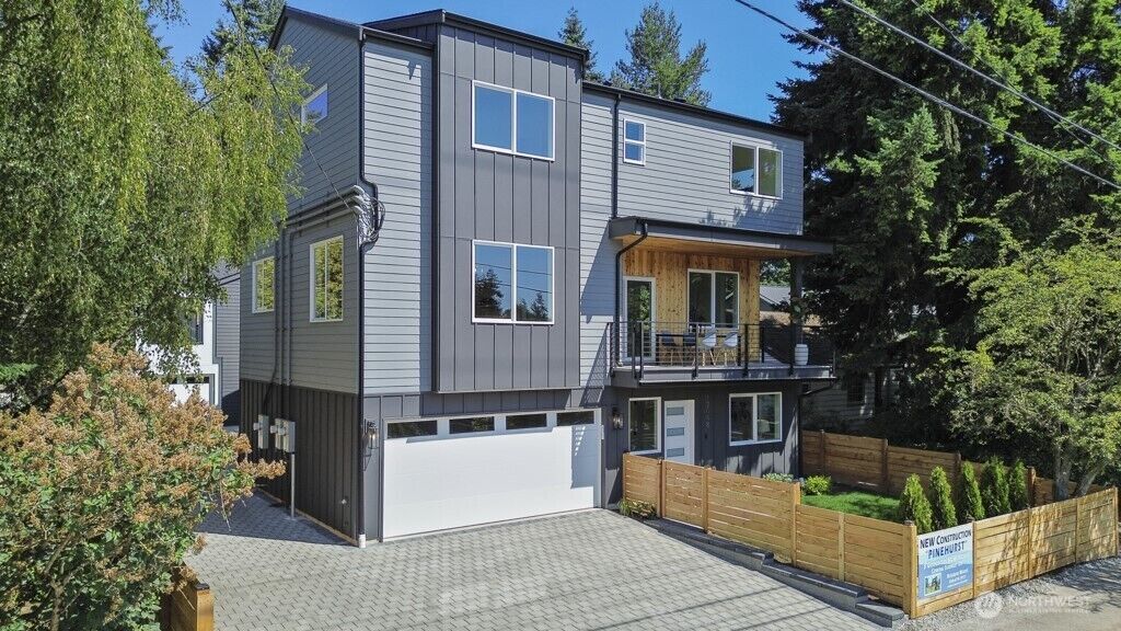 Property Photo:  12048  5th Avenue NE  WA 98125 