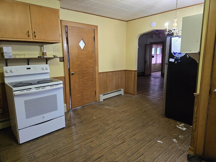Property Photo:  706 W 11th Avenue  WI 54902-6312 