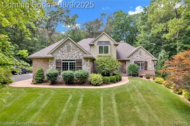Property Photo: 3690 Hickory Rim Drive MI 48462