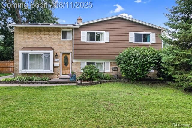 Property Photo: 29525 Curtis Road MI 48152