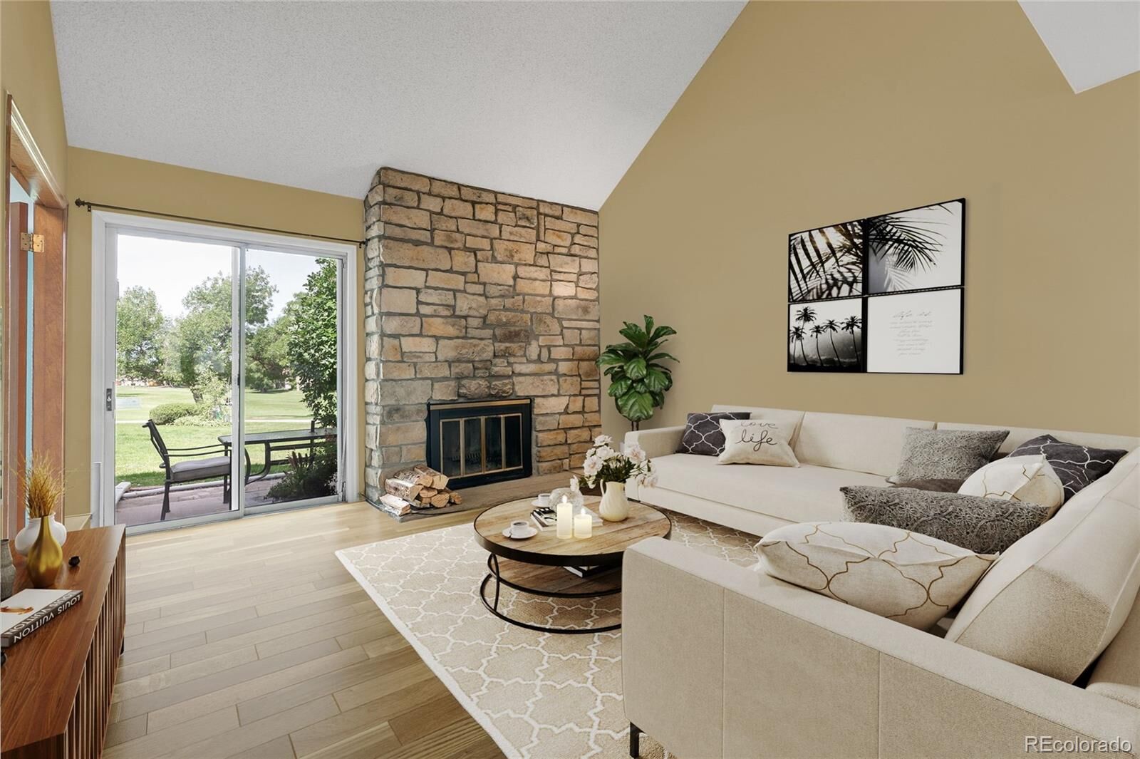 Property Photo: 2063 S Worchester Way CO 80014