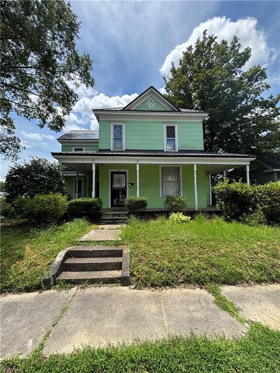 Property Photo:  412 Park Ave  VA 23847 