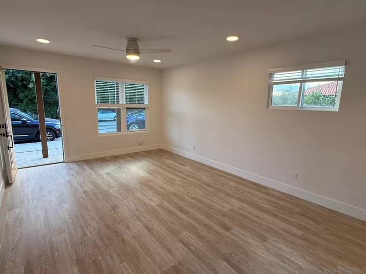 Property Photo:  6059 La Jolla Hermosa  CA 92037 