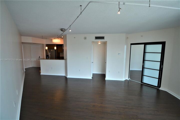 9055 SW 73rd Ct 1704  Miami FL 33156 photo