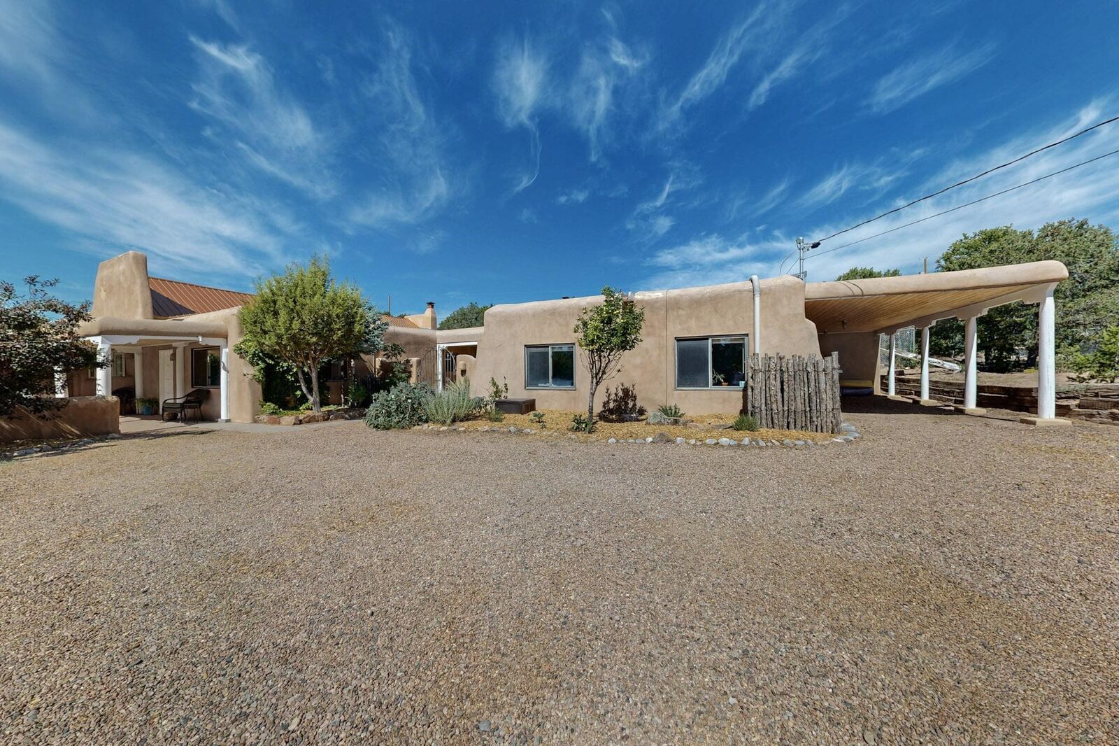Property Photo:  1026 Calle Largo  NM 87501 