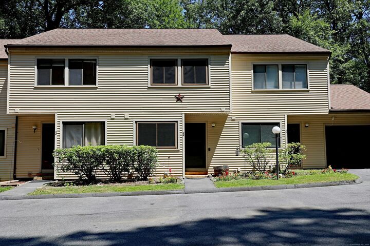 54 Idlewood 54  Bethel CT 06801 photo