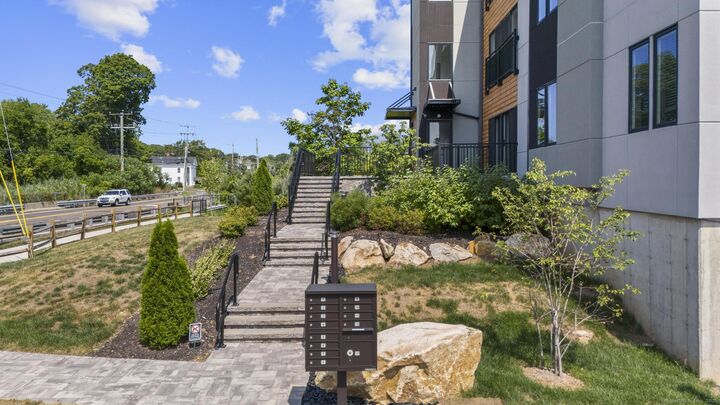 Property Photo: 245 East Main Street 4 CT 06405