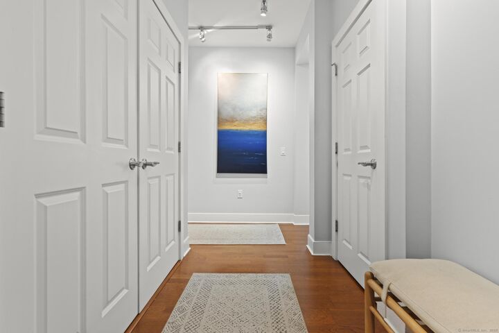 Property Photo:  77 Havemeyer Lane 313  CT 06902 