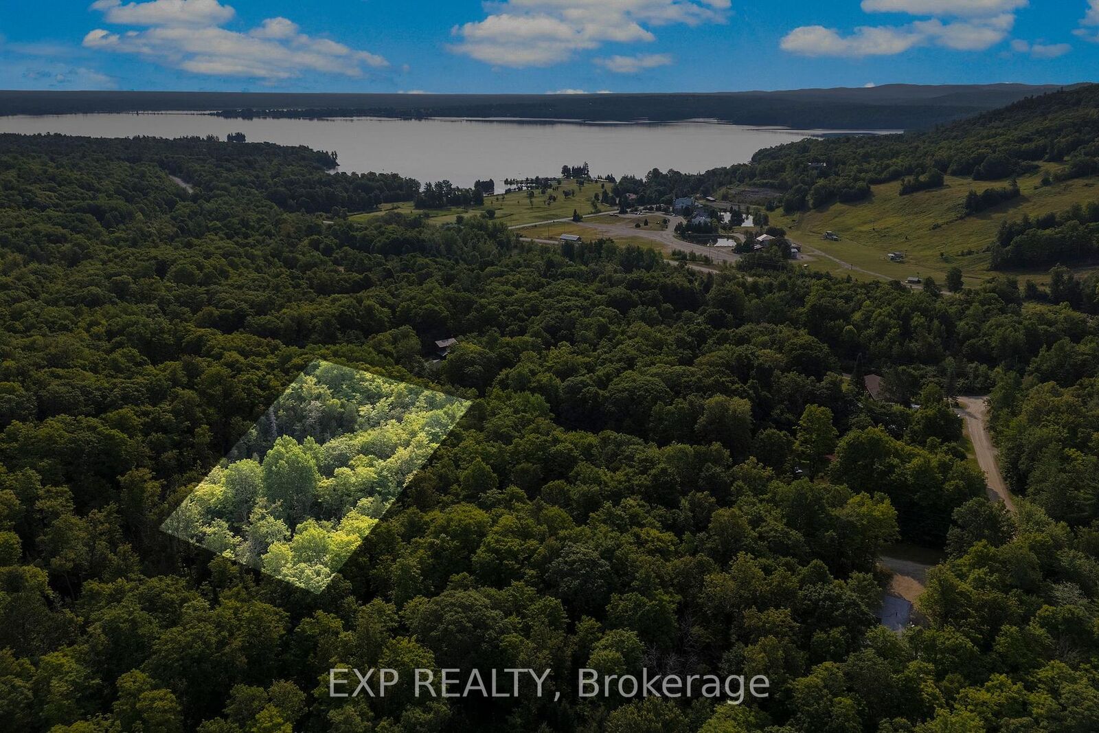 Property Photo:  003 Crestview Drive  ON K0J 1H0 