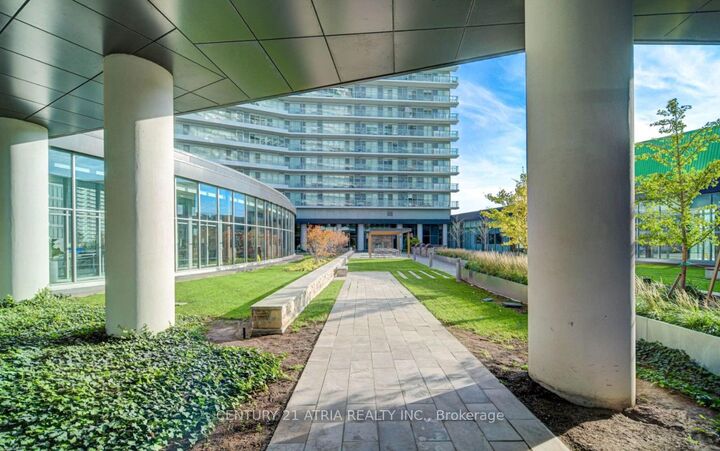 Photo de la propriété: 115 McMahon Drive 2606 ON M2K 0E3