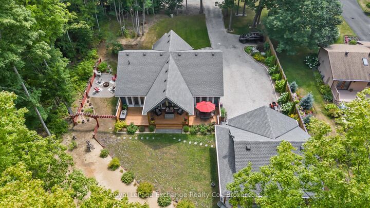 Property Photo: 73 Bunnyview Drive ON N0H 2G0